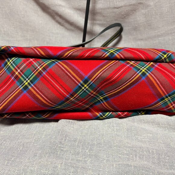 Dooney & Bourke Tote - Perfect for Christmas time! - Picture 2 of 5